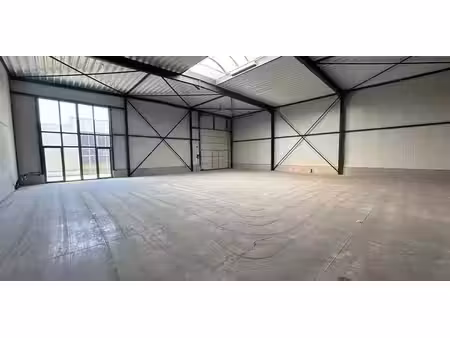 bâtiment d’entreprise à vendre à wevelgem pour € 399.899