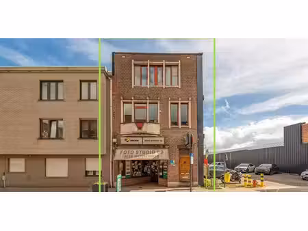 bâtiment commercial à vendre à niel pour € 348.000 avec 3 chambres à coucher