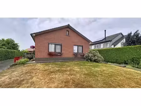 sous option - maison à vendre à kapellen avec 3 chambres à coucher