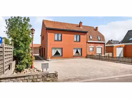 maison à vendre à geluveld pour € 350.000 avec 4 chambres à coucher