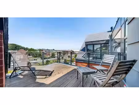 sous option - appartement à vendre à court-saint-étienne avec 2 chambres à coucher