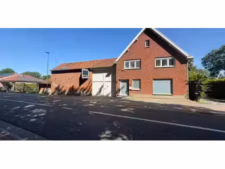 ferme à vendre à zoutleeuw pour € 395.000 avec 3 chambres à coucher
