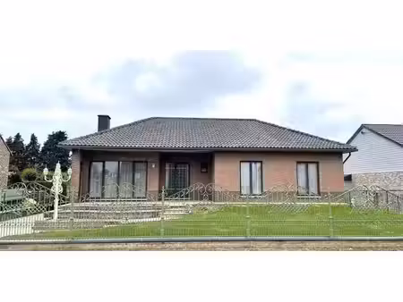 bungalow à vendre à landen pour € 376.000 avec 3 chambres à coucher