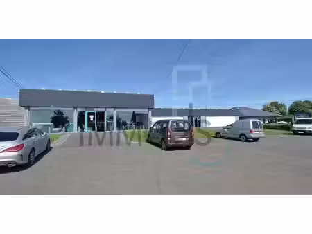 sous option - bâtiment commercial à vendre à pondrôme