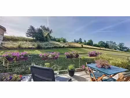 duplex à vendre à rouvreux pour € 399.000 avec 3 chambres à coucher
