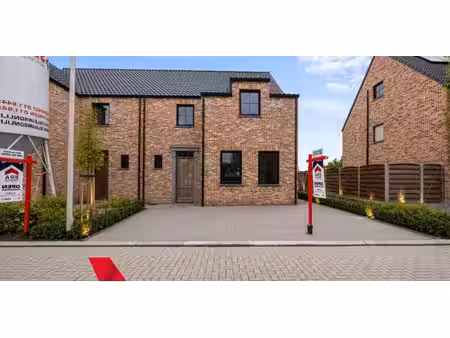 maison à vendre à opitter pour € 405.000 avec 4 chambres à coucher