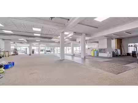 bien commercial à vendre à hulste pour € 419.000