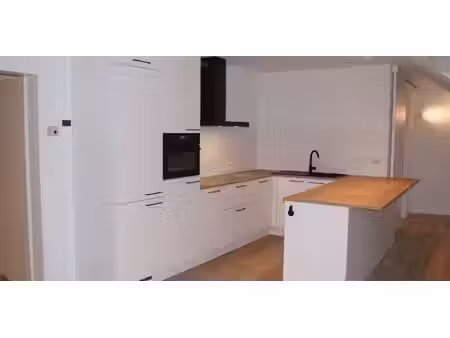 appartement à louer à bilzen pour € 975 avec 2 chambres à coucher