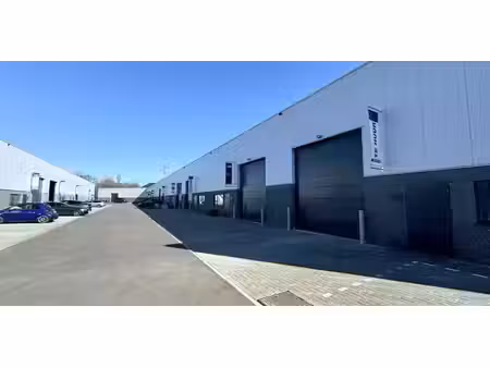 bâtiment d’entreprise à louer à brecht pour € 1.950