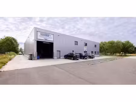 bâtiment d’entreprise à vendre à hulshout pour € 950.000