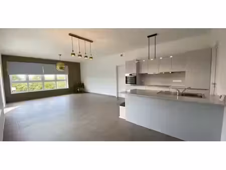 appartement à louer à marche-en-famenne pour € 950 avec 2 chambres à coucher