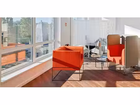 bureau à louer à berchem-sainte-agathe pour € 65