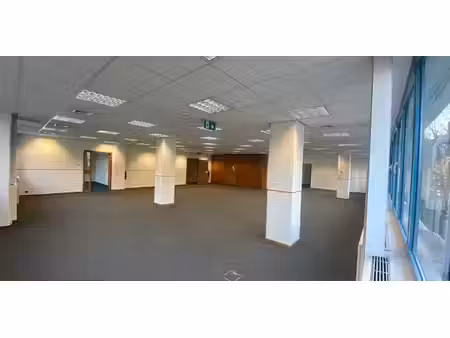 bureau à louer à hasselt pour € 1.850