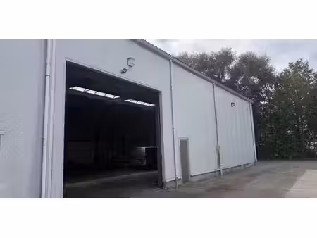 entrepôt à louer à bornem pour € 1.950