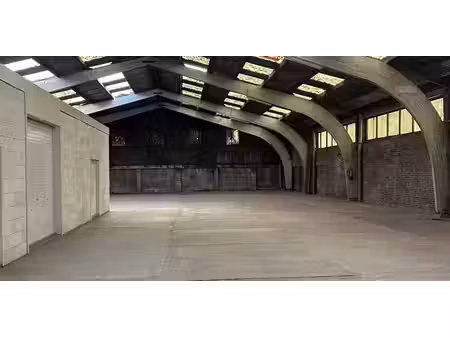 entrepôt à louer à staden pour € 2.000