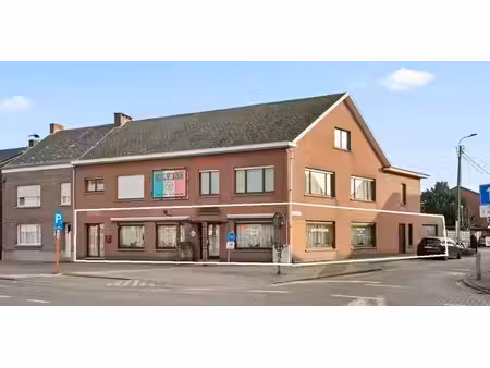 bien commercial à louer à hallaar pour € 1.900