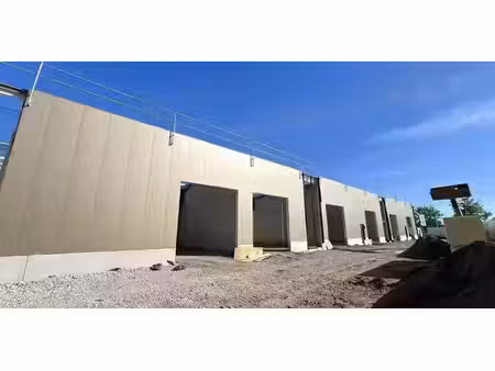 bâtiment d’entreprise à vendre à laarne pour € 1.181.000