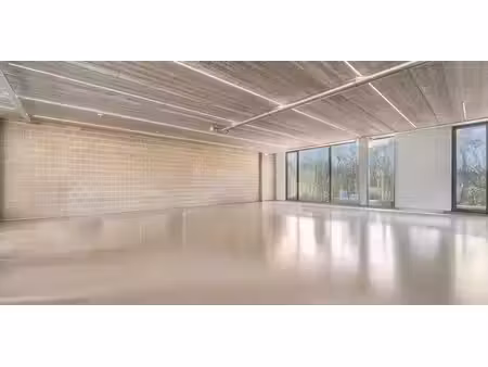 bureau à louer à putte pour € 1.000