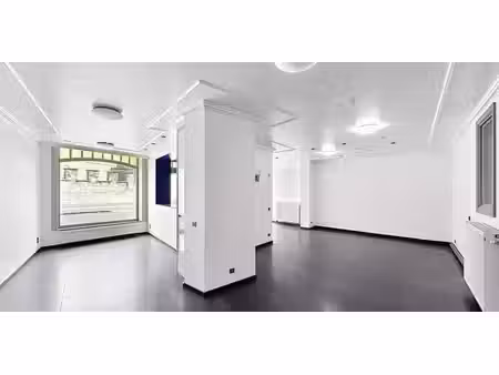 bâtiment commercial à louer à vilvoorde pour € 1.995