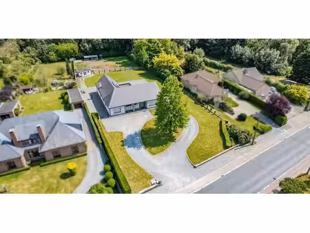 maison à vendre à hekelgem pour € 995.000 avec 4 chambres à coucher