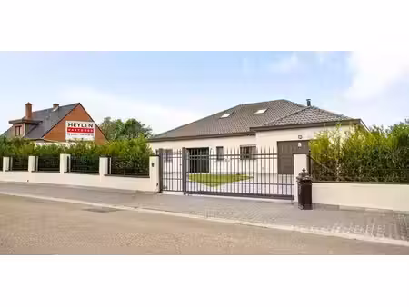 sous option - maison à vendre à messelbroek avec 4 chambres à coucher