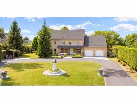 villa à vendre à barchon pour € 850.000 avec 6 chambres à coucher