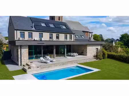 villa à vendre à mont-saint-andré pour € 995.000 avec 5 chambres à coucher