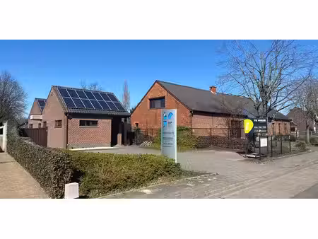 atelier à louer à mol pour € 950