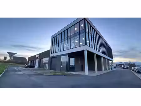 bâtiment d’entreprise à louer à ghislenghien pour € 995