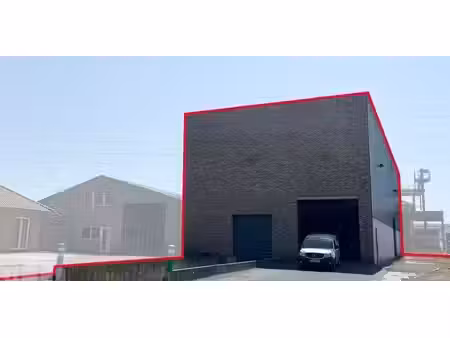 bâtiment d’entreprise à louer à beringen pour € 2.500