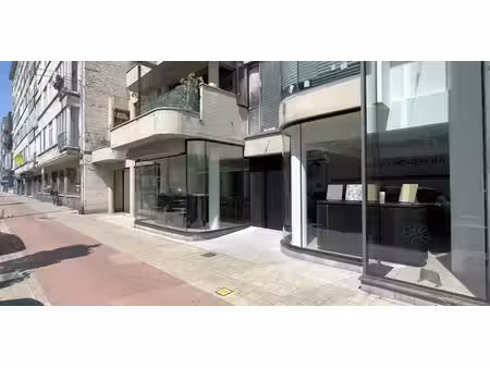 bien commercial à louer à ledeberg pour € 1.875