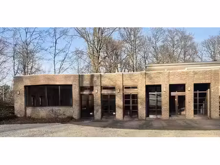 bureau à louer à holsbeek pour € 2.475