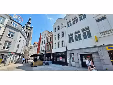 bien commercial à louer à kortrijk pour € 2.500
