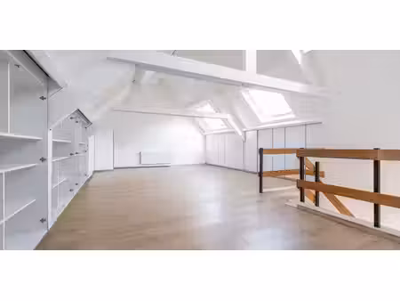 bureau à louer à lasne-chapelle-saint-lambert pour € 2.000