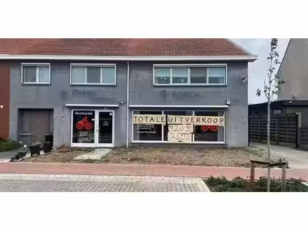 bâtiment commercial à louer à oostmalle pour € 995