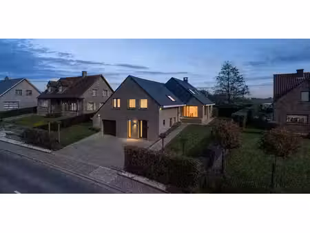 villa à vendre à aaigem pour € 595.000 avec 3 chambres à coucher