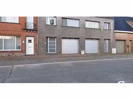 maison à louer à oostwinkel pour € 975 avec 2 chambres à coucher