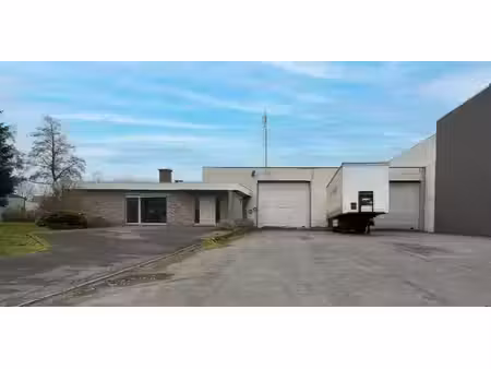 bâtiment d’entreprise à louer à aalter pour € 2.100