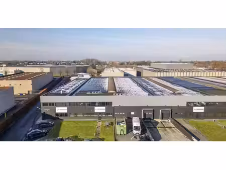 bâtiment d’entreprise à louer à deerlijk pour € 2.150