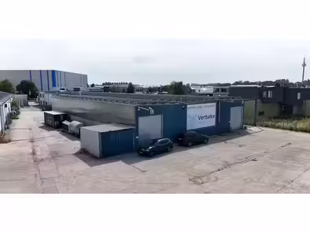 bâtiment d’entreprise à louer à deinze pour € 2.195