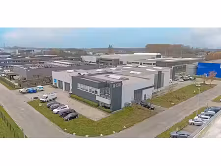 bâtiment d’entreprise à vendre à evergem pour € 1.185.000