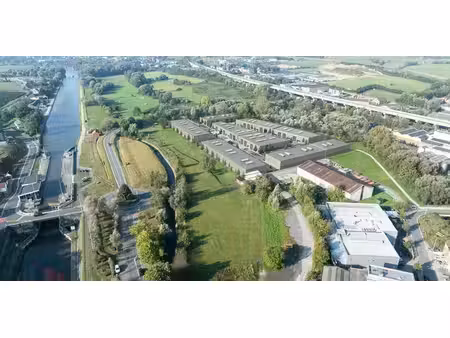 bâtiment d’entreprise à vendre à lembeek pour € 1.159.000