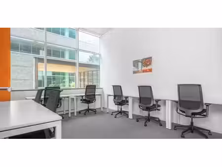 bureau à louer à berchem pour € 219