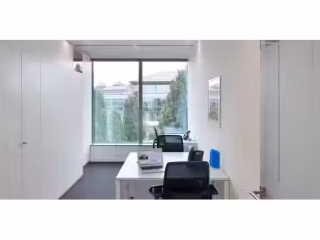 bureau à louer à braine-l'alleud pour € 479