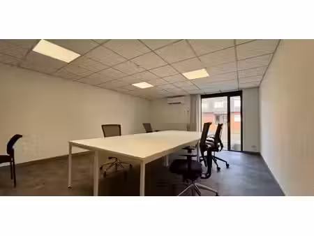 bureau à louer à harelbeke pour € 400