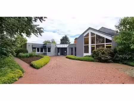 bureau à vendre à westmeerbeek pour € 875.000