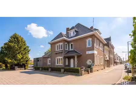 bureau à louer à mechelen-aan-de-maas pour € 2.750