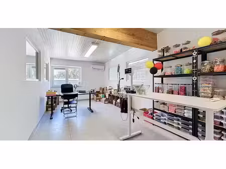 bureau à louer à jemeppe pour € 320