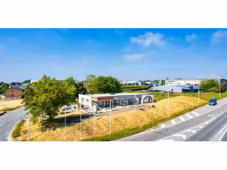 petit magasin à vendre à mons-lez-liège pour € 890.000 avec 4 chambres à coucher