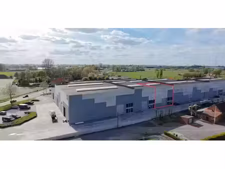 entrepôt à louer à hooglede pour € 924